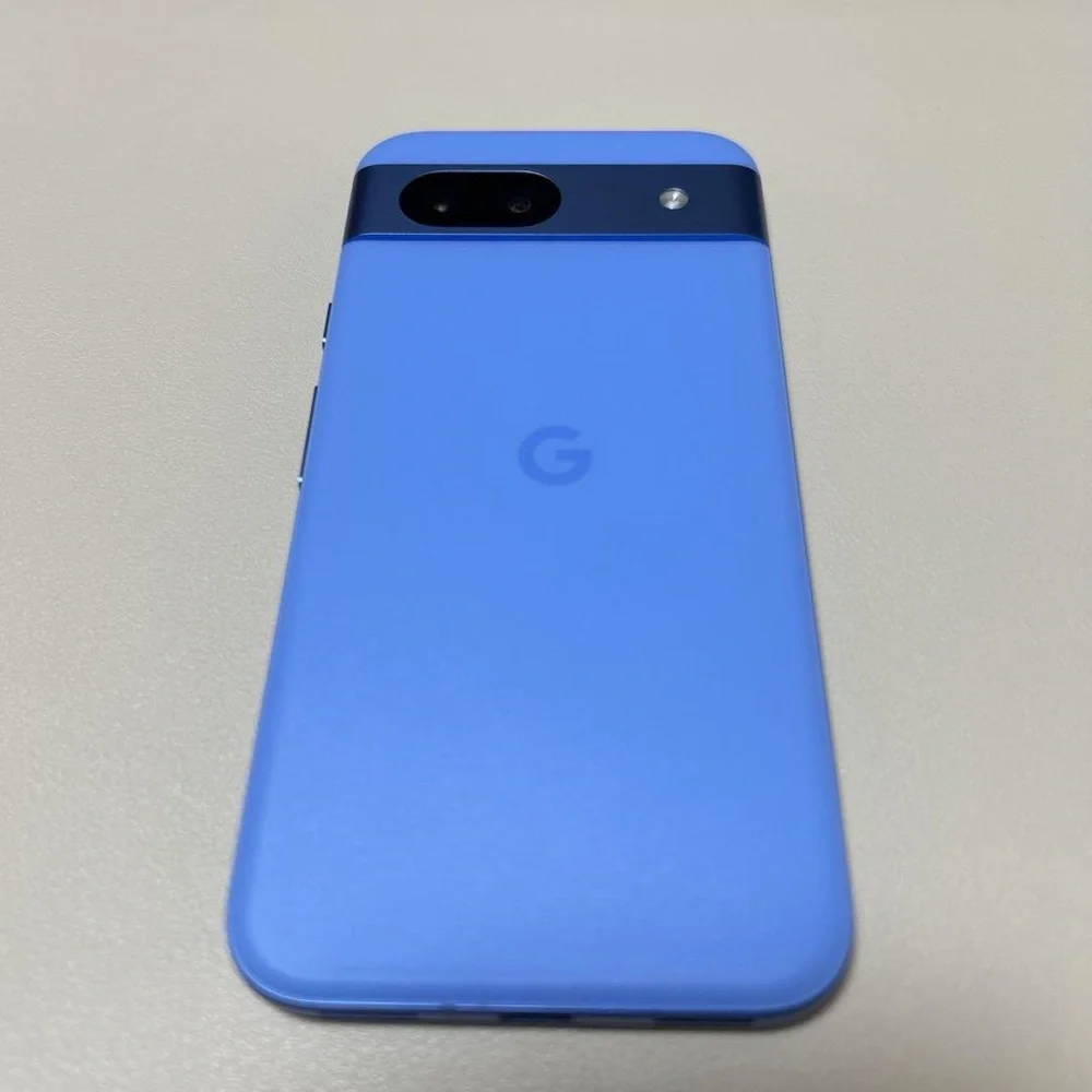 Google Pixel 8a - Sky Blue